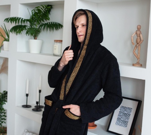 Махровый халат черный с вышивкой "Орнамент"