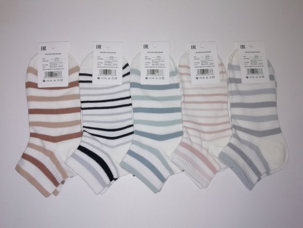 Женские носки короткие в полоску