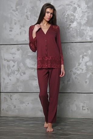 Пижама женская бордовая из вискозы на пуговках
