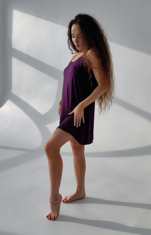 Сорочка женская из вискозы свободного кроя, баклажан