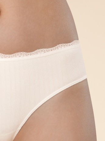 LLLB6368 трусы женские (молочный)