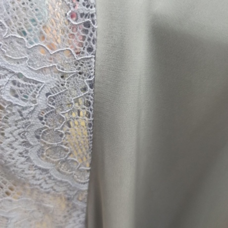 Халат женский серый из искусственного шелка рукав-крылышко с кружевом