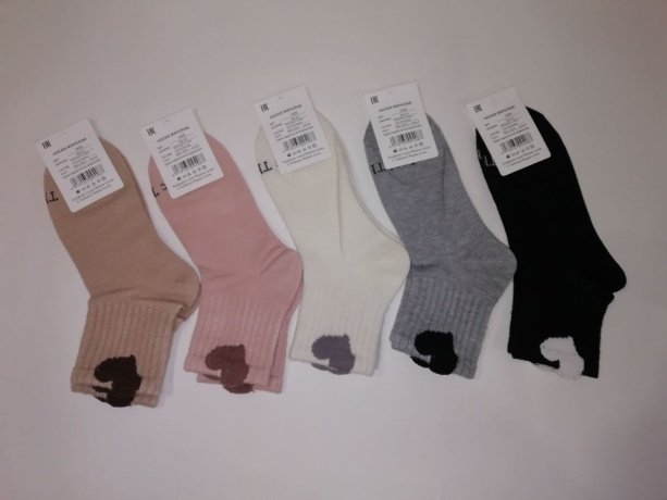 Женские носки средней длинны из шерсти ламы с сердечком