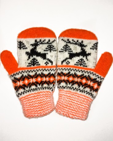 Шерстяные варежки