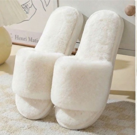 Женские тапочки Пушистые, резиновая подошва