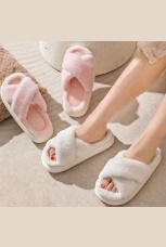 Женские тапочки Пушистые, крестик, резиновая подошва