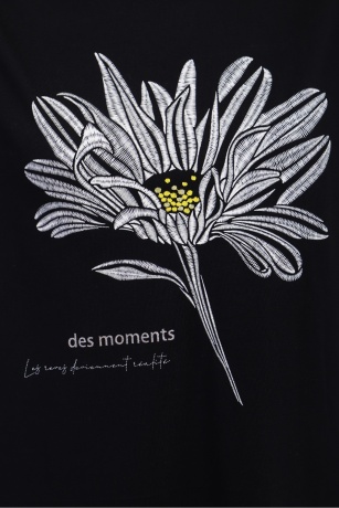 Футболка женская черная с цветком, большие размеры