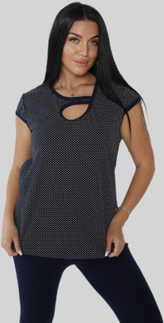 Костюм женский черный футболка и бриджи