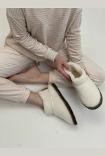 Женские угги из овечьей шерсти на войлочной подошве