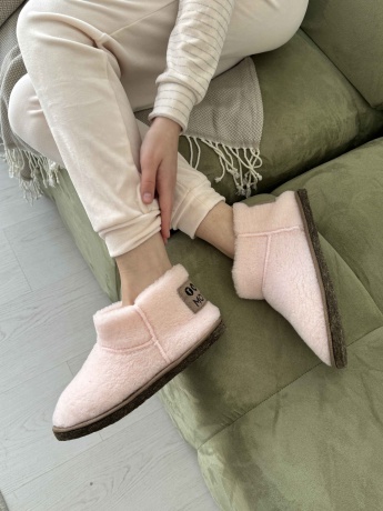 Женские угги из овечьей шерсти на войлочной подошве