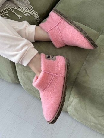 Женские угги из овечьей шерсти на войлочной подошве