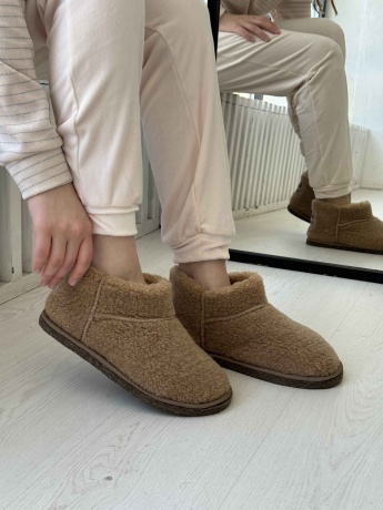Женские угги из овечьей шерсти на войлочной подошве