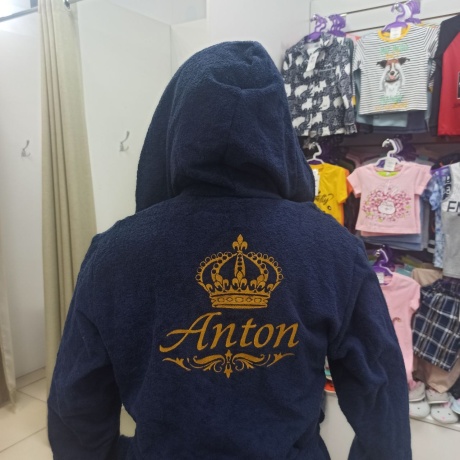 Махровый синий халат с именной вышивкой "Антон"