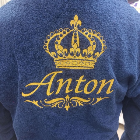 Махровый синий халат с именной вышивкой "Антон"