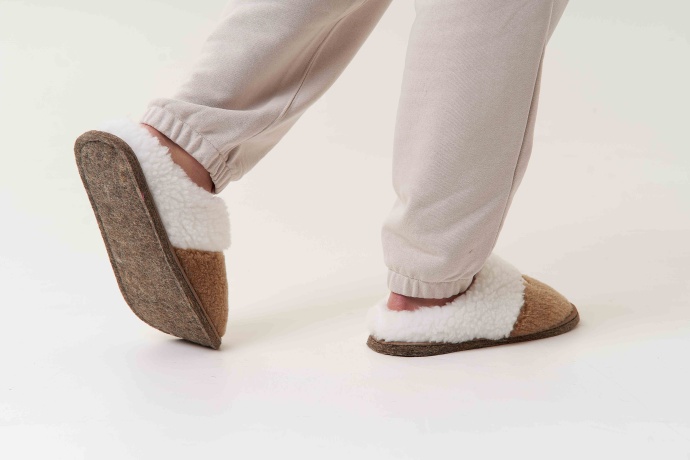 Мужские тапочки из овечьей шерсти на войлочной подошве