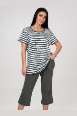 Костюм женский серый в полоску с  бриджами