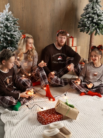 Новогодняя женская пижама family look Твикс-3