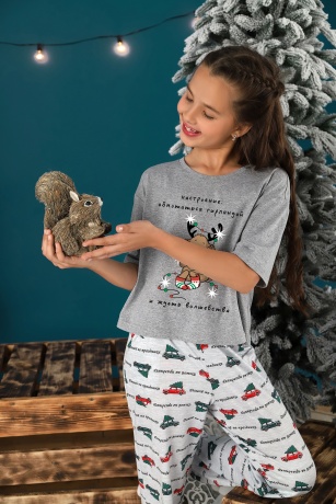 Пижама новогодняя для девочки family look Каникулы-1 серый