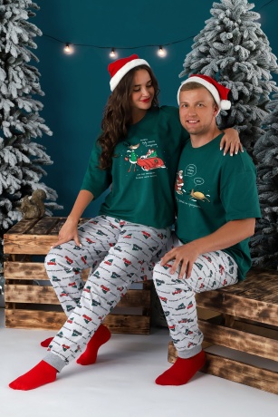 Пижама мужская новогодняя family look Каникулы-4 зеленый