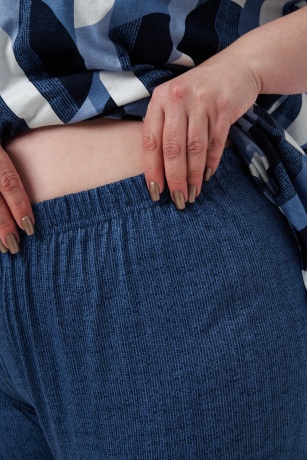 Костюм женский больших размеров, синий с кругами