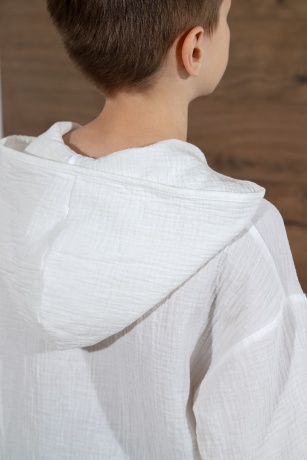 Детская белая рубашка с капюшоном для пляжа