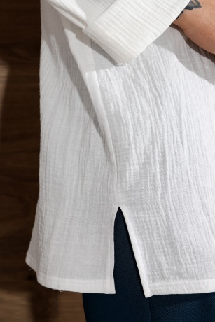 Детская белая рубашка с капюшоном для пляжа