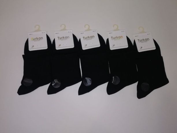 Женские носки средней длины, резинка в рубчик, черные