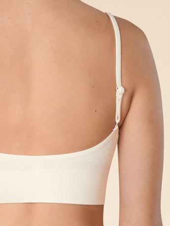 Майка-топ для женщин на тонких бретелях (молочный)