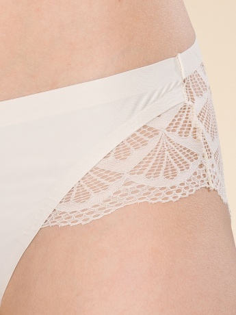 LBHB6340 трусы женские (молочный)