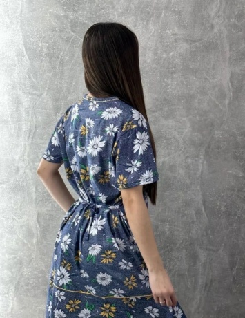 Халат женский синий с цветами на молнии