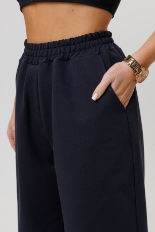 Бермуды женские черные с карманами