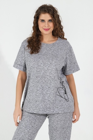 Костюм женский Письмена