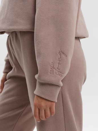 Костюм женский Демо