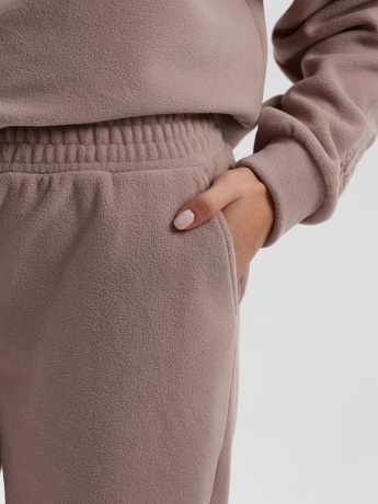 Костюм женский Демо